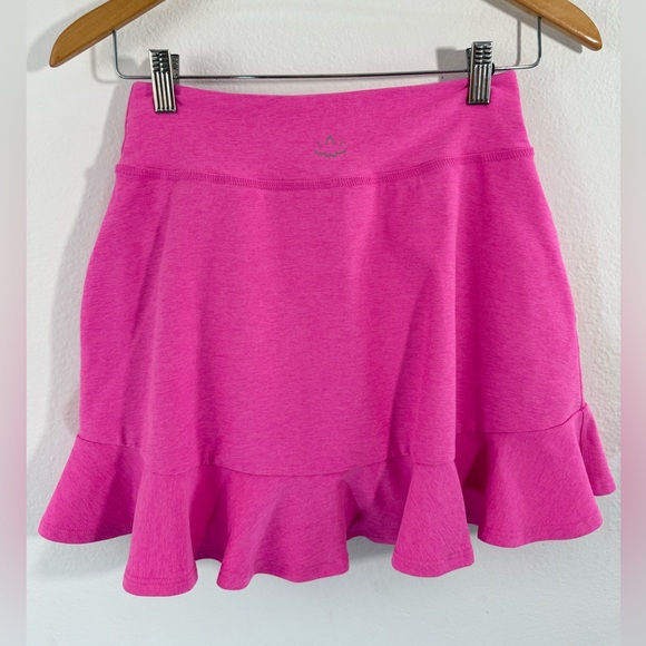 BEYOND YOGA Dare To Flare Skirt Skort in Spacedye Pink Size Small - Picture 4 of 11